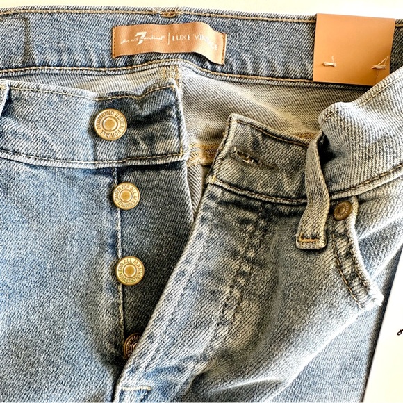 7 FOR ALL MANKIND “Luxe Vintage Josefina” Light Denim Distressed Jeans NWT!! - Picture 11 of 15
